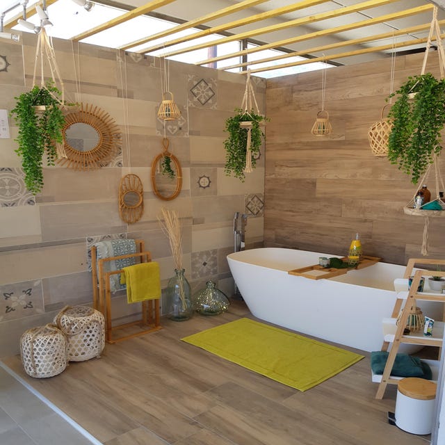 Poubelle salle de bain à pédale 3L en métal blanc et bambou