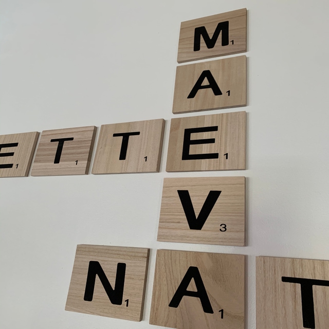 J'ai testé pour vous aRTEMIO Lettres en bois Scrabble 2x2 (Blog Zôdio)