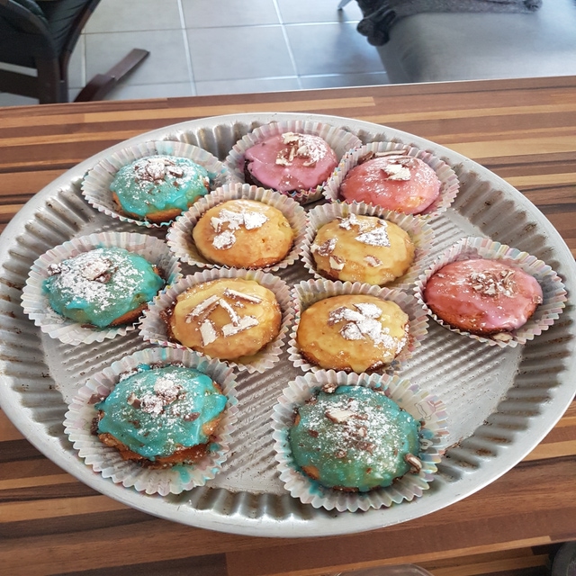 Caissette de cuisson Muffins Cupcakes Jumbo Decora Blanc - les 60