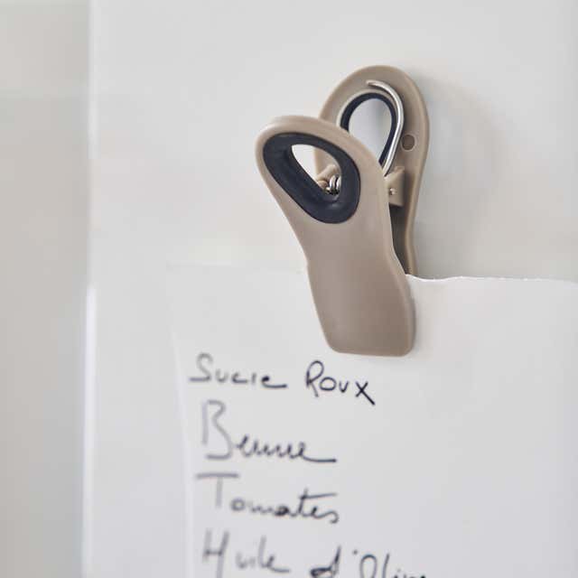 KAKOO Clips Aimant de Réfrigérateur, 10 Pcs Pince Aimants Frigo Clip  Magnétique Multi-Usage avec Tampon Anti-Rayure pour Photo Cuisi - Cdiscount  Beaux-Arts et Loisirs créatifs