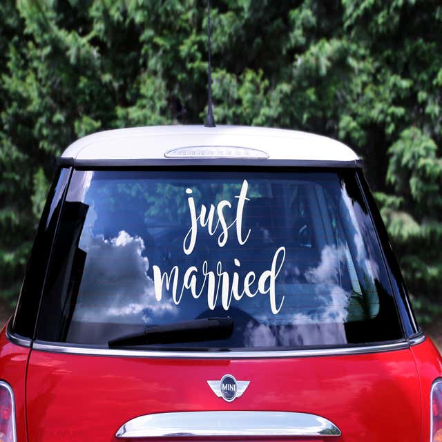 Autocollant de voiture Just Married, autocollant en vinyle de voiture de  mariage avec vos noms et date, décorations de fenêtre de voiture de  mariage, autocollants de véhicule B110 - AliExpress