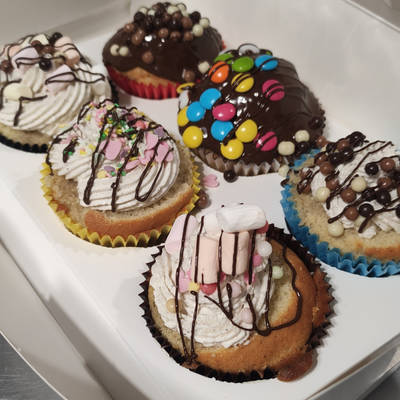 Atelier de décoration de cupcake pour les fêtes d'enfants